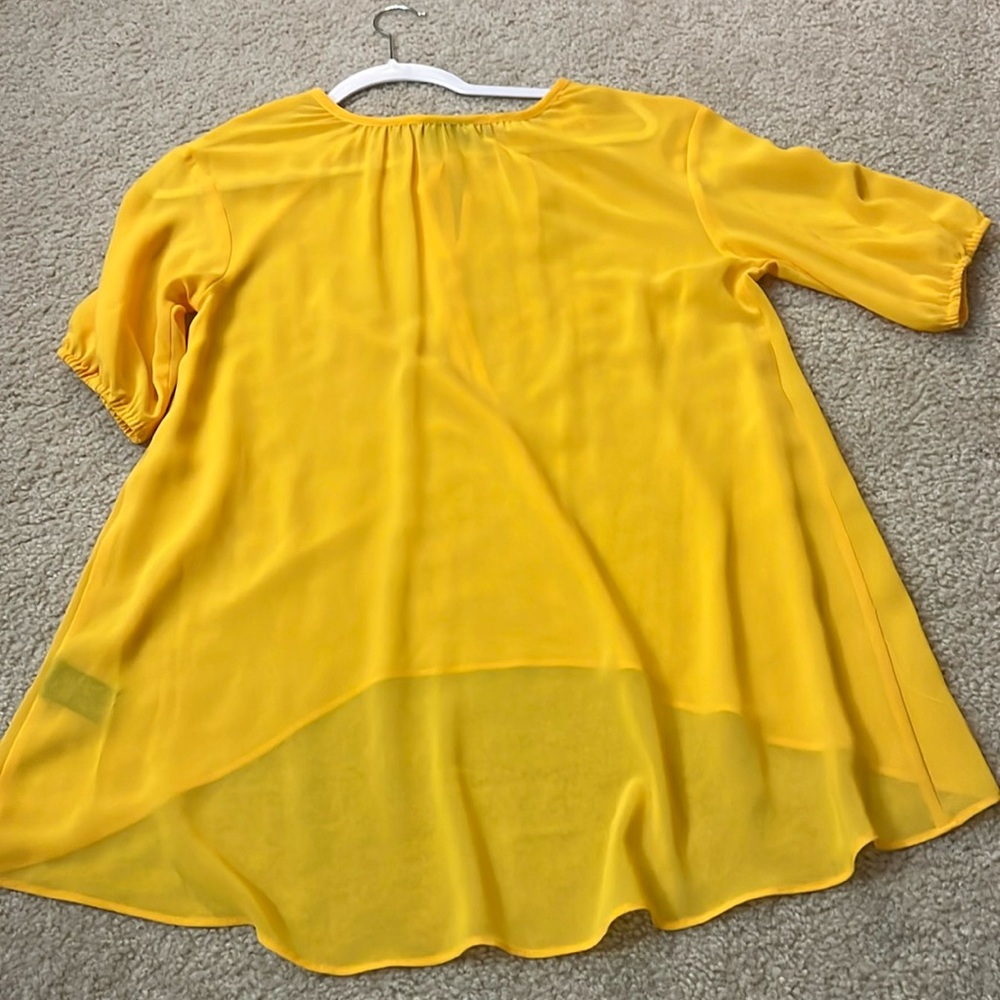 🌼Nicole by Nicole Miller🌼 vibrant yellow sheer top,size M - Picture 10 of 11